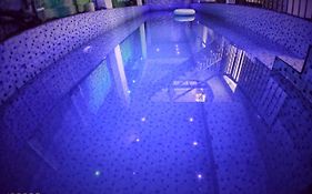Pool View Resort